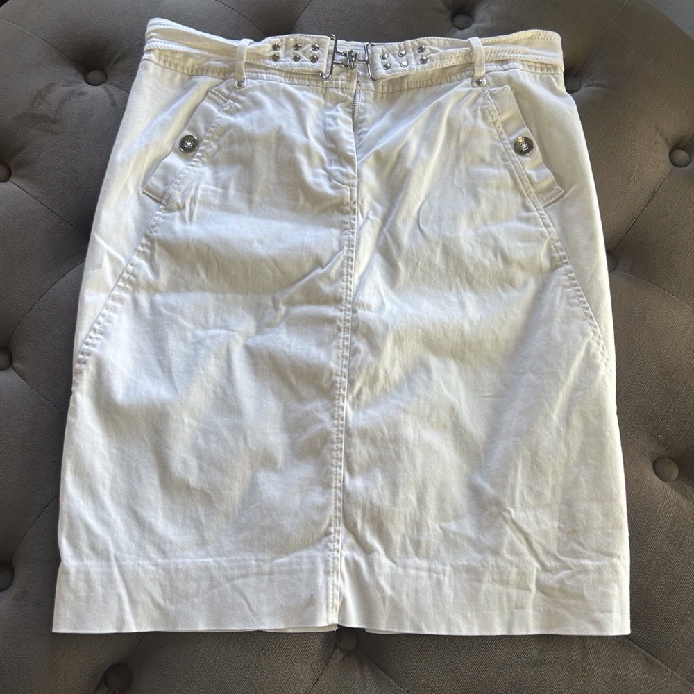 Stylish White Skirt White House Black market
